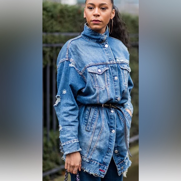 Cathy Daniels Jean Jacket - Picture 2 of 8